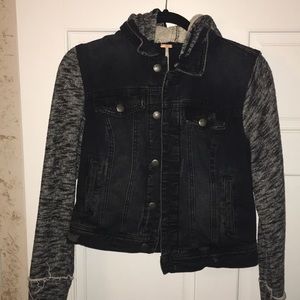 Free people Black denim Jean jacket!